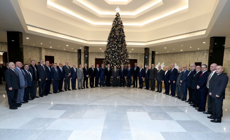 الرئيس عون: متفائل بامكان الخروج من الازمة بحيث تتشكل الحكومة الجديدة في الايام القليلة المقبلة