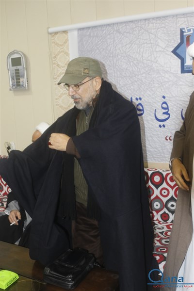 لقاء حواري مع المحلل السياسي الدكتور السيد محمد صادق الحسيني