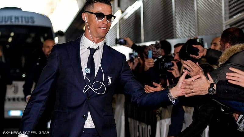 رونالدو يصنع مشهدا غريبا بـ25 دولارا فقط