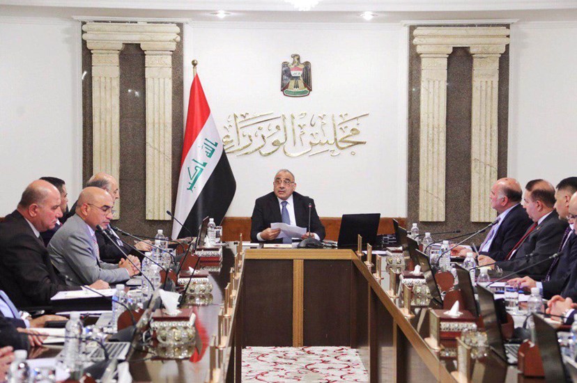 الحكومة العراقية: الجانب الأميركي إتصل بنا وأبلغنا بأن الصواريخ تتساقط على جناح قواته في قاعدتي #عين_الأسد وحرير ومواقع أخرى