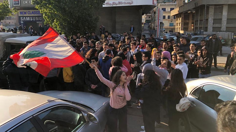 بالصور:الطرقات لبنان المقطوعة