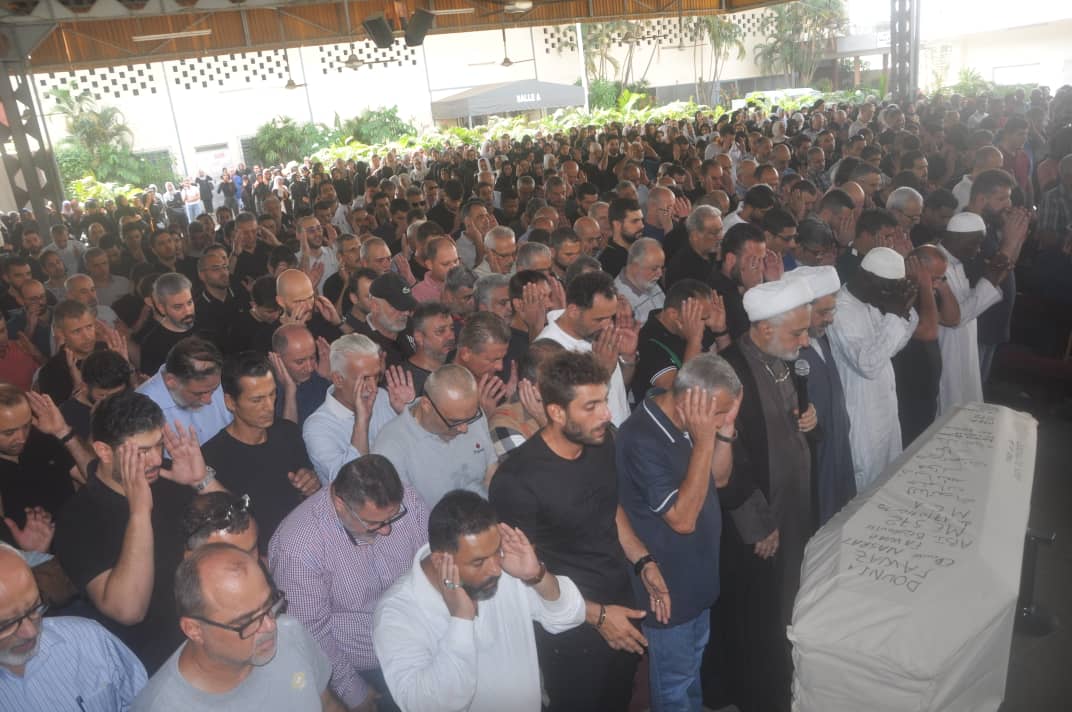 أبيدجان: الجالية اللبنانية تشييع جثمان المرحومة دنيا فواز حرم الحاج نصرات فواز.