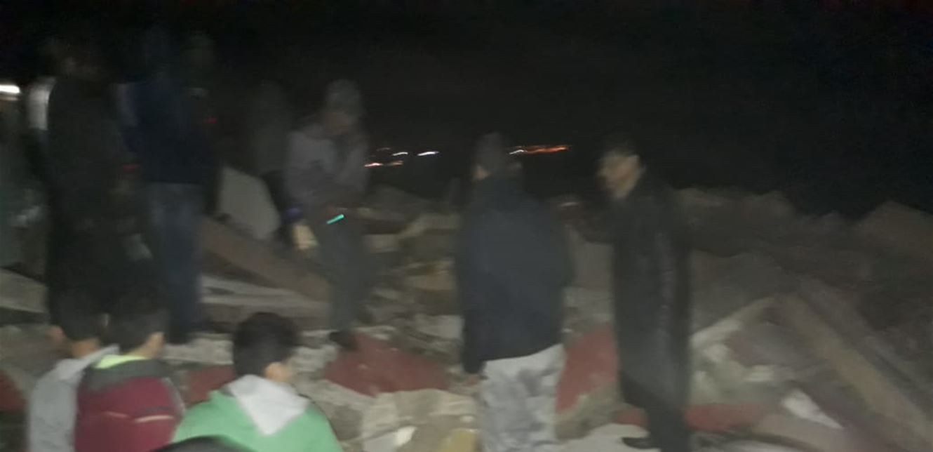 إنهيار منزل مؤلف من ثلاث طبقات في مخيم الرشيدية جنوب صور