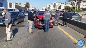 بالصورة: تصادم بين 5 سيارات على طريق خلدة الناعمة