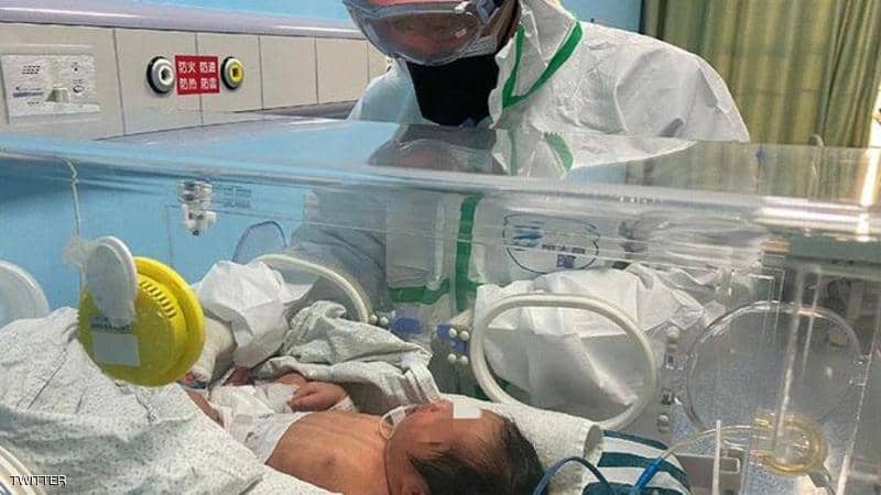 أول مولود يصاب بكورونا.. والسؤال المخيف يبحث عن إجابة