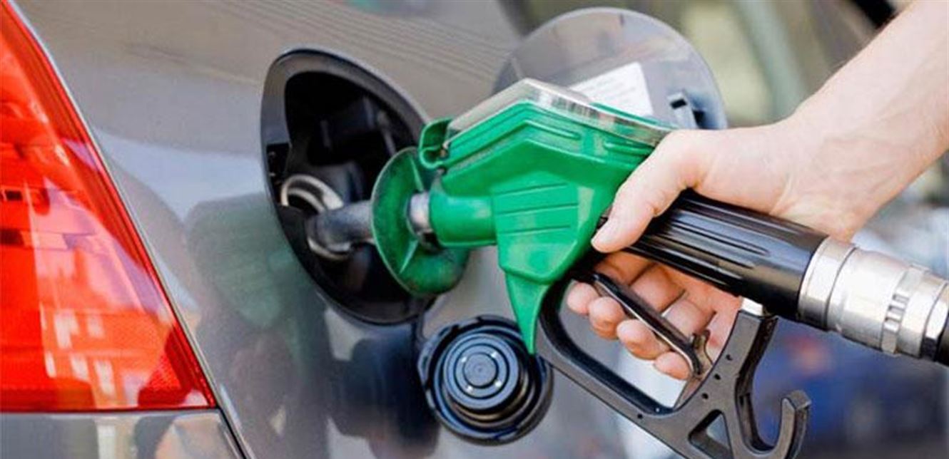 انخفاض أسعار البنزين والديزل