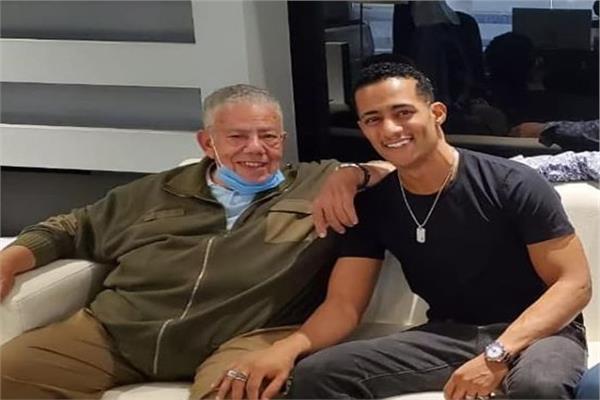 الإعلان عن كاتب الإمبراطور.. وأقرب أصدقاء الراحل أحمد زكي داخل العمل