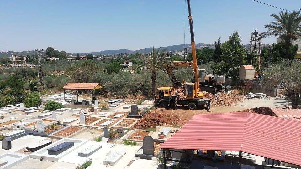 الزلوطية تودع ابنها الدكتور إلى مثواه الأخير