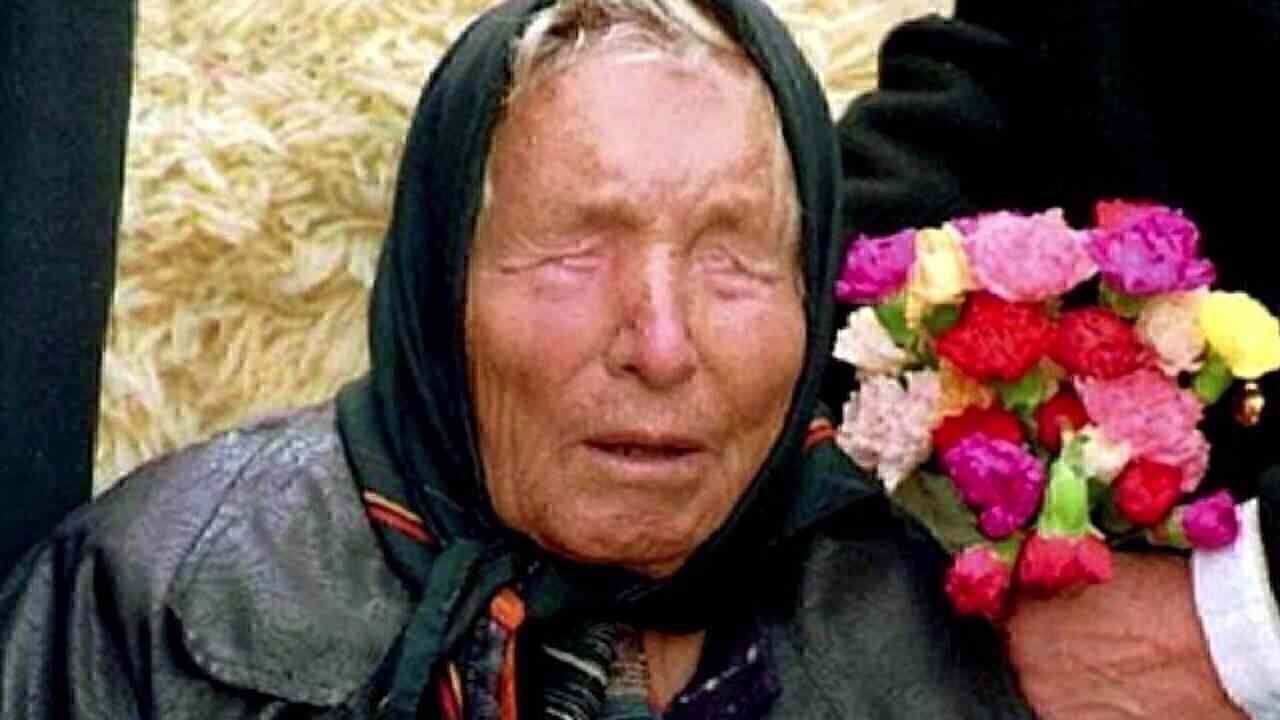 العرافة فانغا المتوفية عام 1996.. من هي؟ وماذا توقعت للعام 2020؟