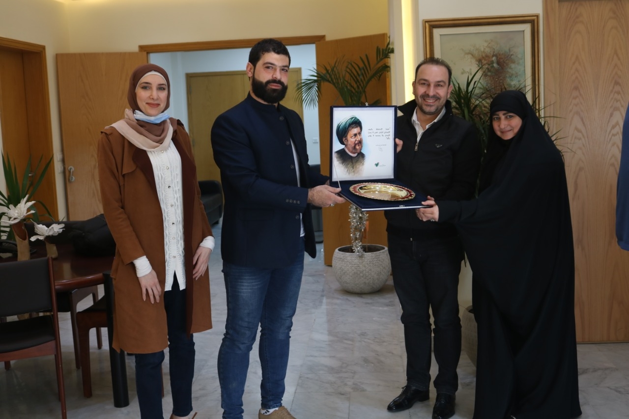 وفد من جمعية الإنماء البلدي الخيريّة يزور معالي وزير الثقافة والزراعة عباس مرتضى