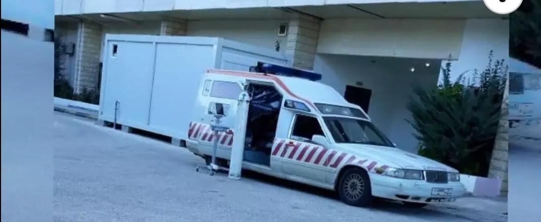 من أمام مستشفى بنت جبيل لحظات مرهقة من الشهيق والزفير بانتظار سرير شاغر