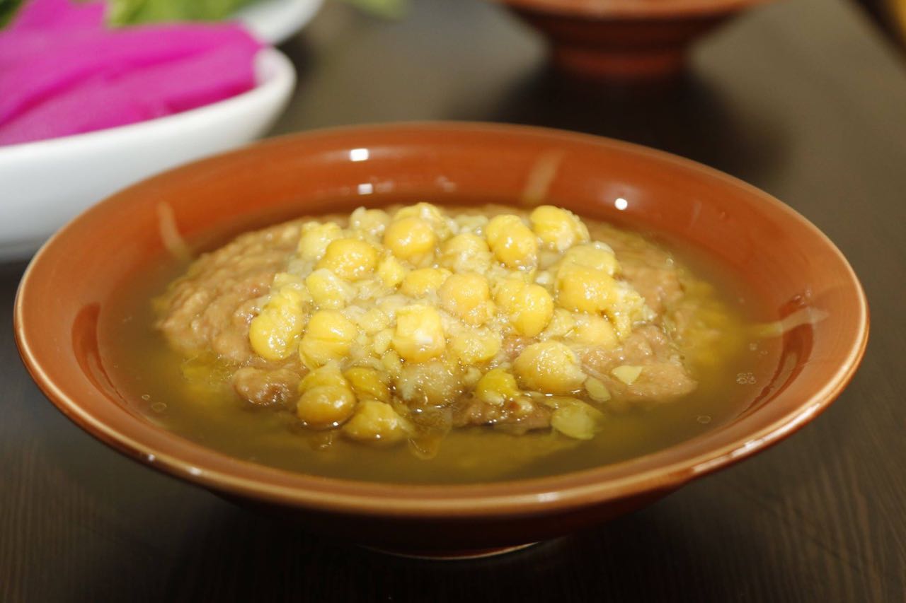 افتتاح مطعم 