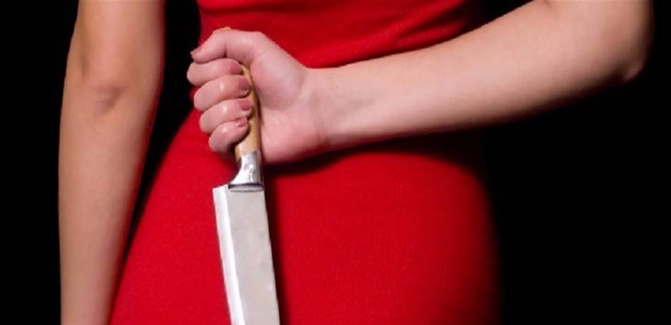 سكينٌ في بطن الزوج لعدم إحضاره أغراض البيت