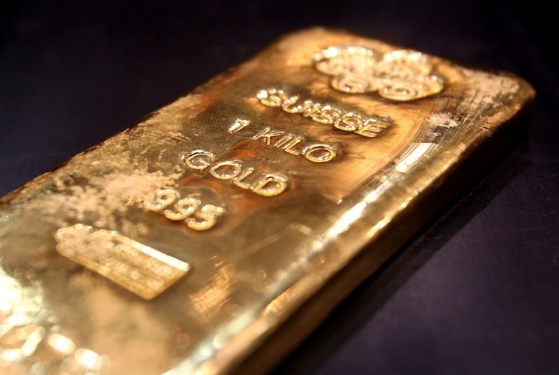 الذهب يستقر وسط مخاوف من تأجيل إبرام اتفاق تجارة أمريكي صيني