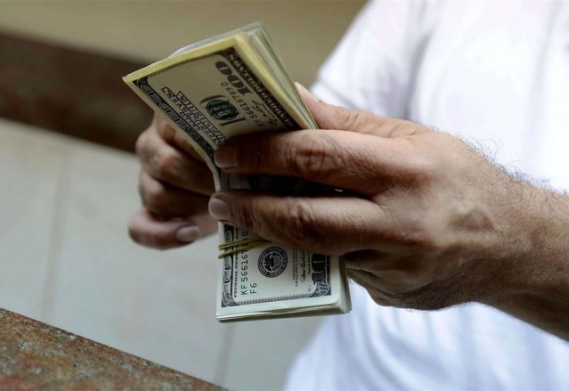 السقوف المالية الأسبوعية للسحب من قبل المودعين مرشحة للانخفاض 