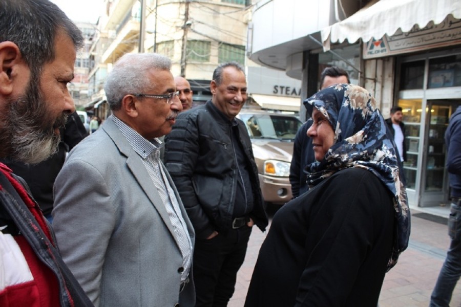 بالصور.. أسامة سعد خلال جولة في أسواق صيدا: لمرحلة انتقالية تعالج مختلف الملفات لحفظ الوطن